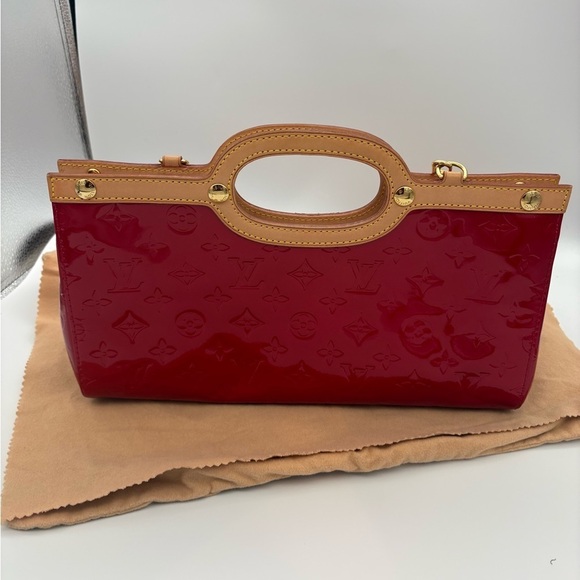 Louis Vuitton Monogram Red Roxbury Drive Vernis Handbag with Dustbag and Box! - Picture 9 of 12